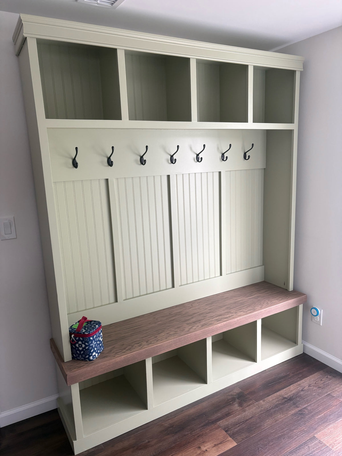 MudLockers Bespoke Storage — Style 404H 96-Inch