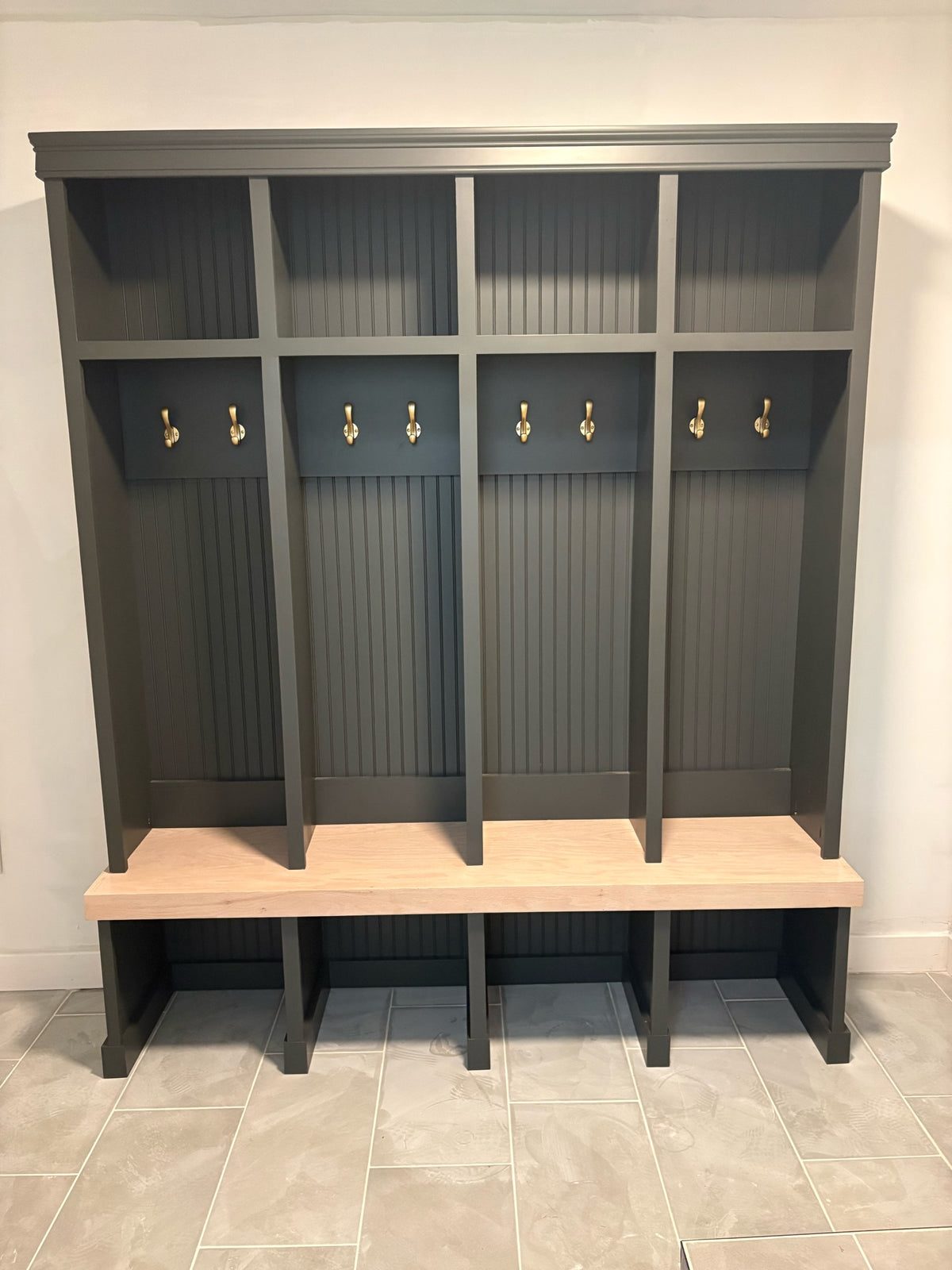 MudLockers Bespoke Storage — Style 444O Open-Leg